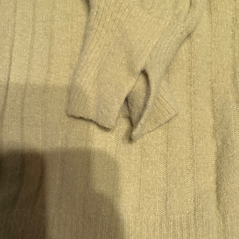 Buttercream Lime Green Sweater - Picture 3 of 3